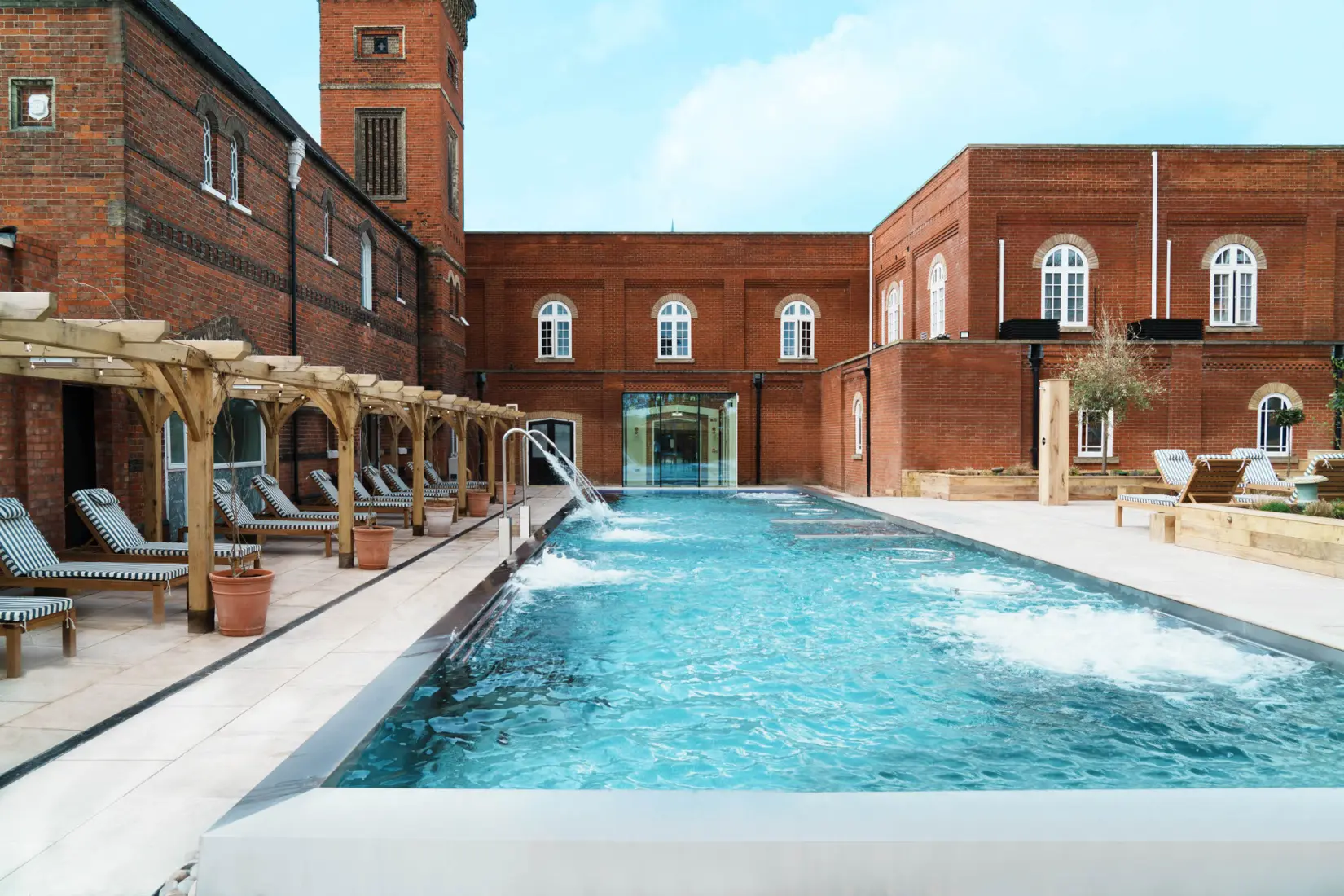 An image of the outside pool at Eden Hall