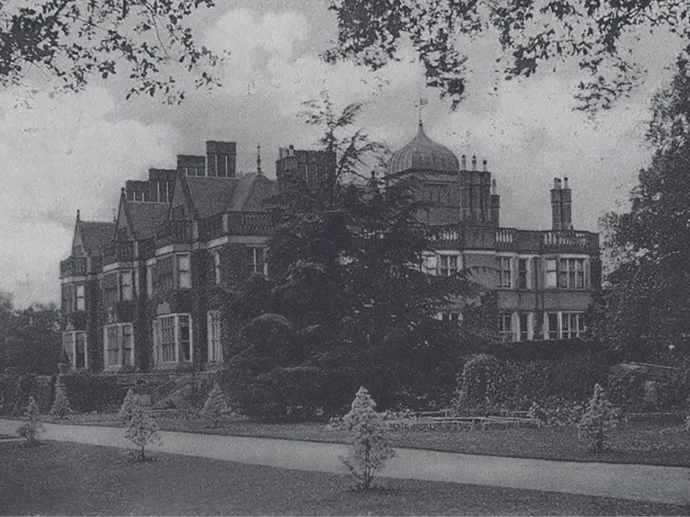 History-the building-hoar cross hall