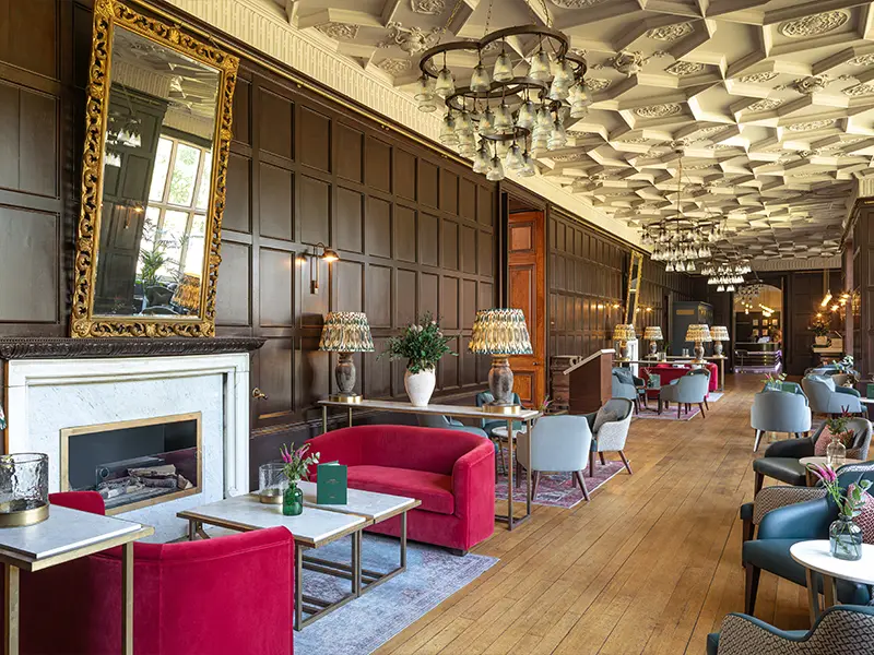 Meeting and Events Long Gallery Bar