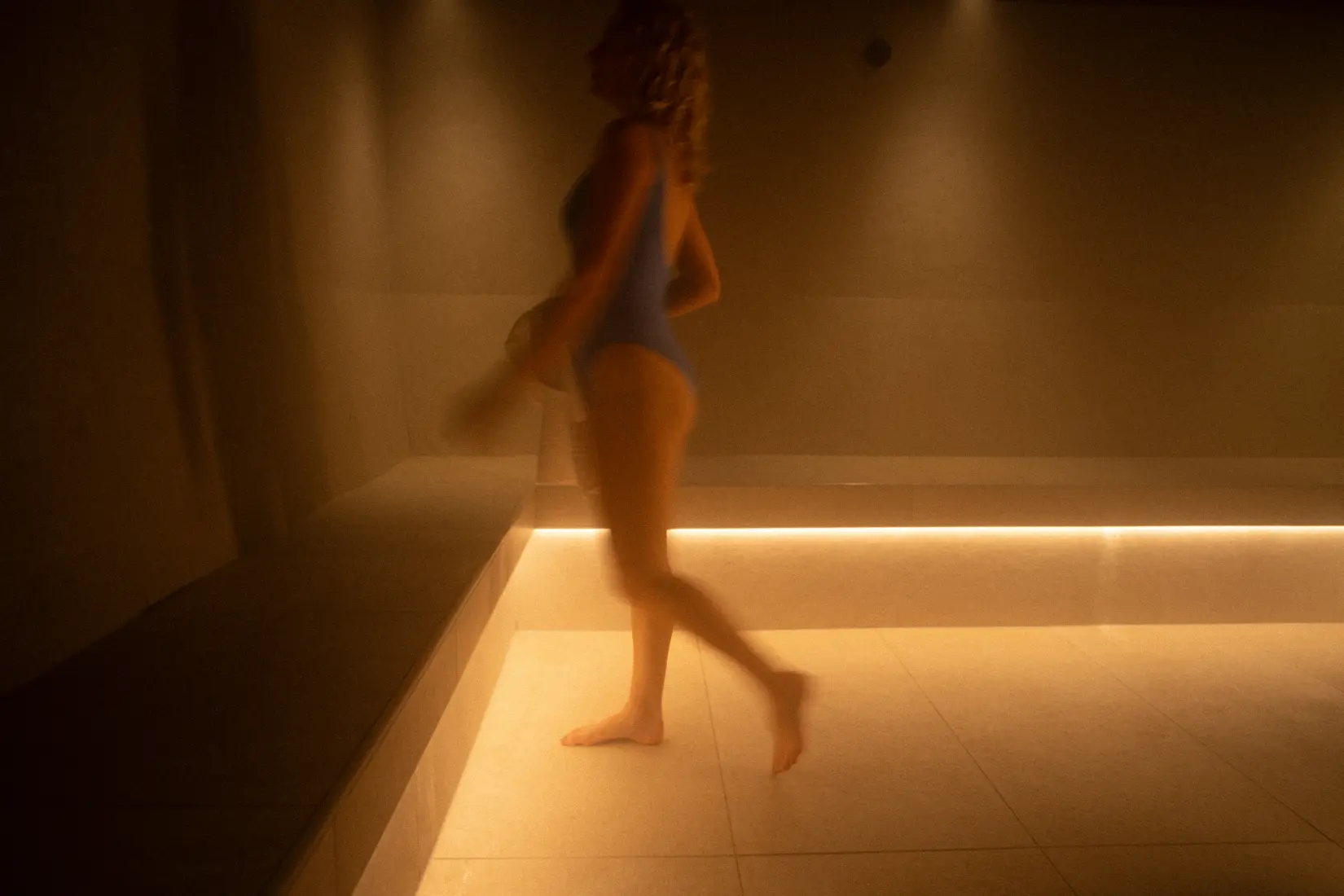 Guest walking into the Crystal Salt Chamber